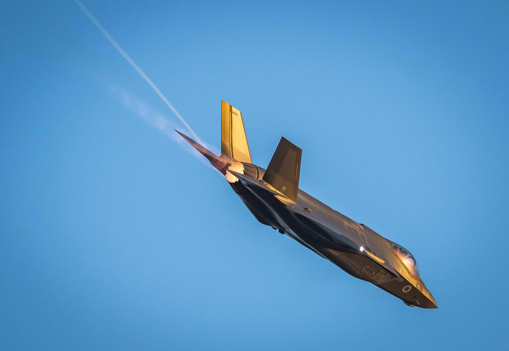 הקברניט חות'ים הארייר F35 מארינס